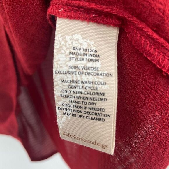 Soft Surroundings Scooped Neck 3/4 Sleeve Tunic Top Burgundy Small Petite - Picture 6 of 6